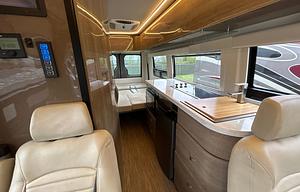 MERCEDES WINNEBAGO ERA 70X