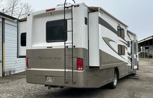 2010 Hurricane 34B RV rental photo 8