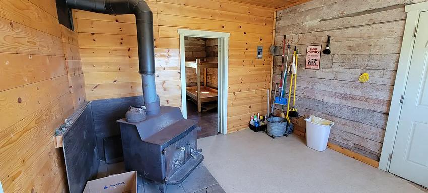 001, Loop: SEELY CREEK GUARD STATION