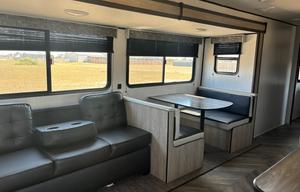 2022 Prowler 315BH RV rental photo 4