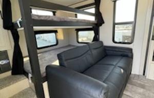 2023 Coachmen APEX 266BHS - Glamping Machine!