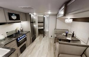 Tracer 260BHSLE - Compact Elegance!