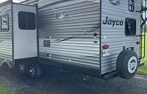 Jayflight 30' Bunkhouse