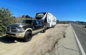 42ft Sundance 5th Wheel. Sleeps 10!