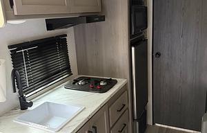 2024 Hideout Sport Single Axle 175BH RV rental photo 7