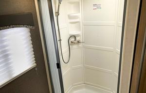 Spacious!! 2021 Winnebago Minnie 2701RBS