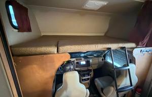 2015 Minnie Winnie 31K RV rental photo 20