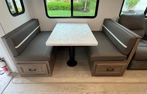 2025 Freedom Express 1.5 Bath, Fully Equipped!