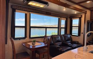 Clean and Comfortable 39’ Heartland Bighorn 3575EL