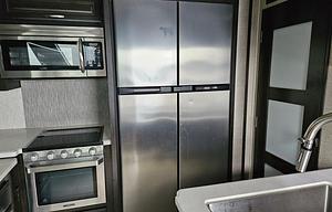2018 Grand Design 395m Pet Friendly RV Rental