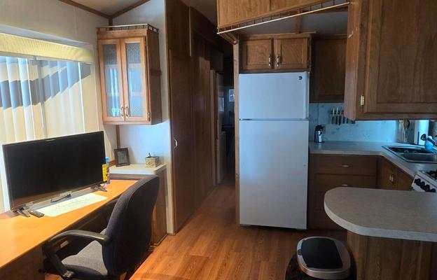 1996 Unknown Maybach 37M RV rental photo 1