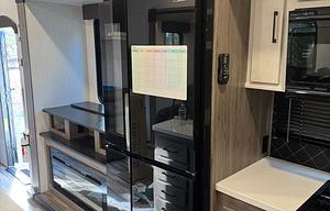 Giant Family RV