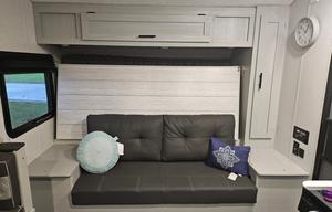Cozy RV for the Perfect Camping Trip