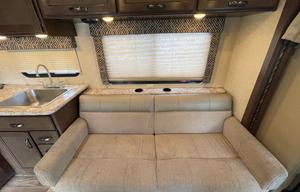 Family RV - Bunks & Space for Kids and Groups
