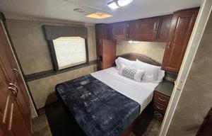 2014 Winnebago Minnie Winnie 31K