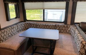 2019 Keystone Hideout 31
