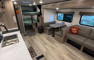 2025 Coleman Light with Bunkhouse