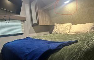 Modern Bunkhouse - Sleeps 8 - Delivery Available