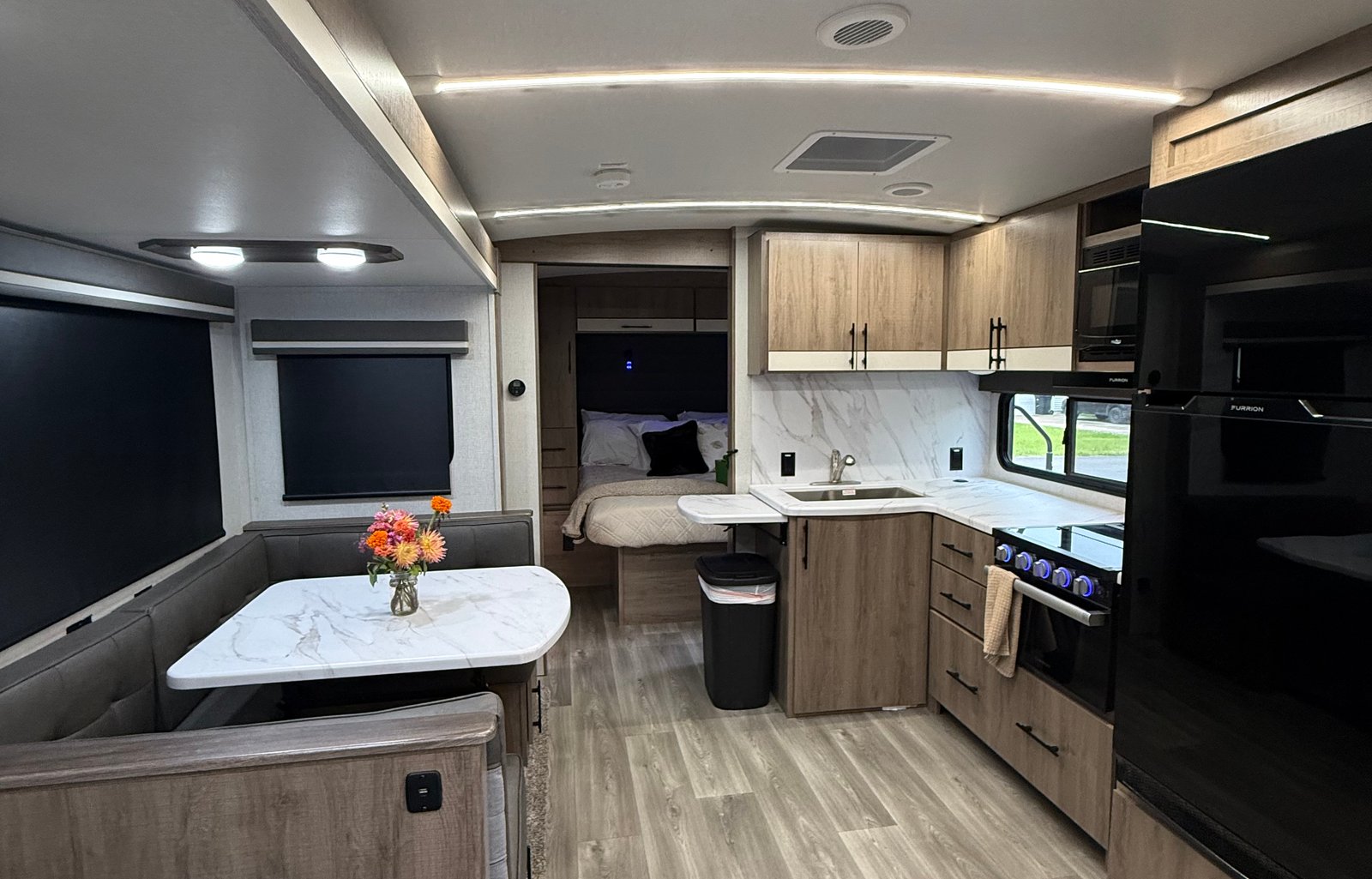 2024 Grand Design Imagine 2800BH