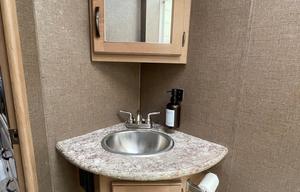 Clean, Cozy, Family-Friendly Camper(Fully Stocked)