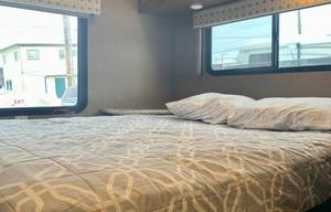 GUS - 2019 Thor Motor Coach Four Winds 30D