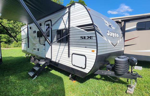 Hocking Hills RV 5.0 w/ slide out