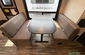 2024 Jayco Jay Feather 22BH Private Bed/Twin Bunk