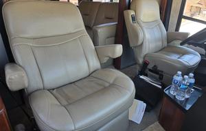 Luxury Winnebago Tour 40CD Experience
