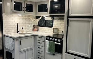 2022 Jayco Jay Feather Camper Rental