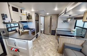 2022 Palomino Puma 2BD 2BA