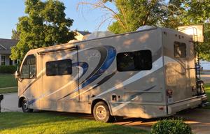 2016 Thor Motor Coach Axis 25.1