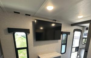 Crossroads Volante 34BH - Kid & Pet Friendly!