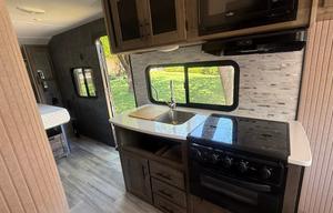 Comfy Remodeled RV -Also for sale