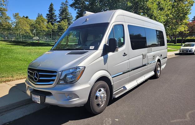 MERCEDES WINNEBAGO ERA 70X