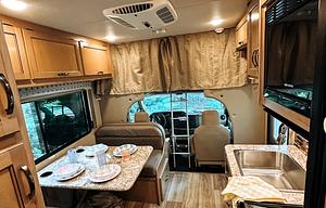 2018 Thor Motor Coach
