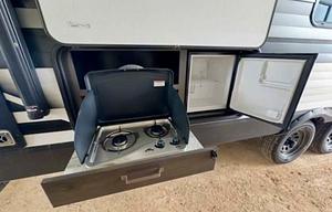 Bunkhouse - Outdoor Kitchen - Delivery Available