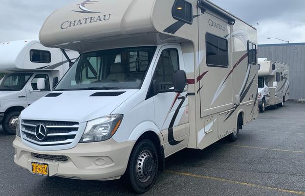 GALE - 2018 Thor Motor Coach Chateau Sprinter 24HL