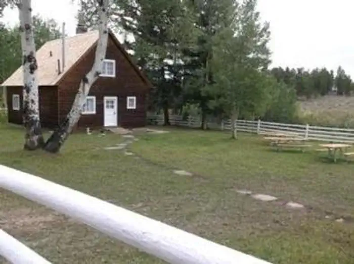 Summit Springs Guard Station