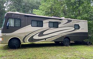 2008 Terra 34n RV rental photo 1