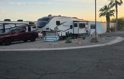 Off-Grid Fifth Wheel | Solar | 400Ah | Inverter