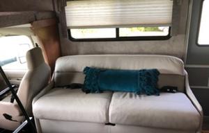 2019 Winnebago Spirit Bunk beds