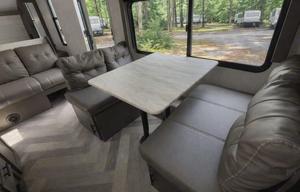 Family Friendly Camper | Delivery & Set-Up