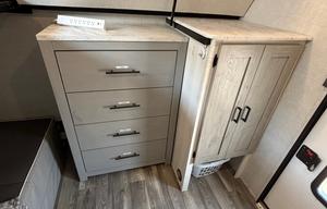2021 Forest River 290vb.  Delivery available.