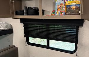 Cozy new 2026 Jayco Jayflight SLX, amazing camper!