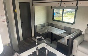 2023 CrossRoads RV Cruiser Aire CR33BHB