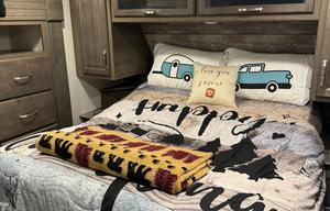 Glamping Castle - Fifth Wheeling Adventures
