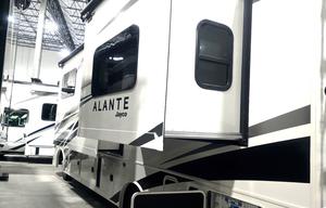 Nunez Luxury RV Rentals