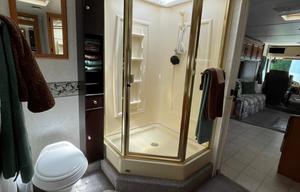 2000 Four Winds RV Hurricane 32A