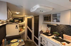 'Mae' 2022 Heartland RVs Mallard 17BHL ACO2476
