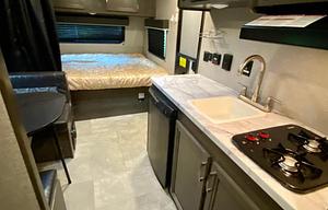 2020 Jay Flight SLX 7 174BH RV rental photo 7